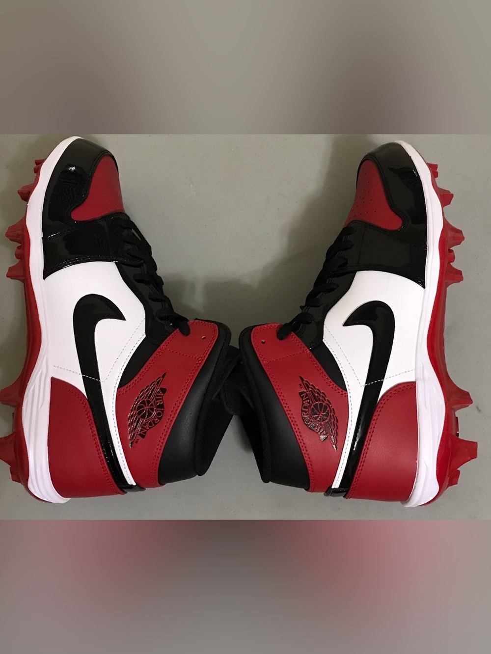 Jordan 1 Mid TD ‘Bred Toe Football Cleats Red/Black Patent Mens Size 12 - Picture 4 of 8